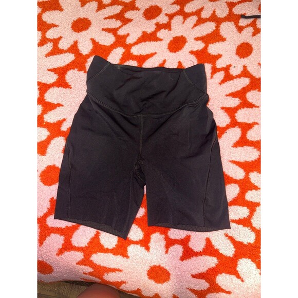 Lululemon black shorts - Picture 1 of 4